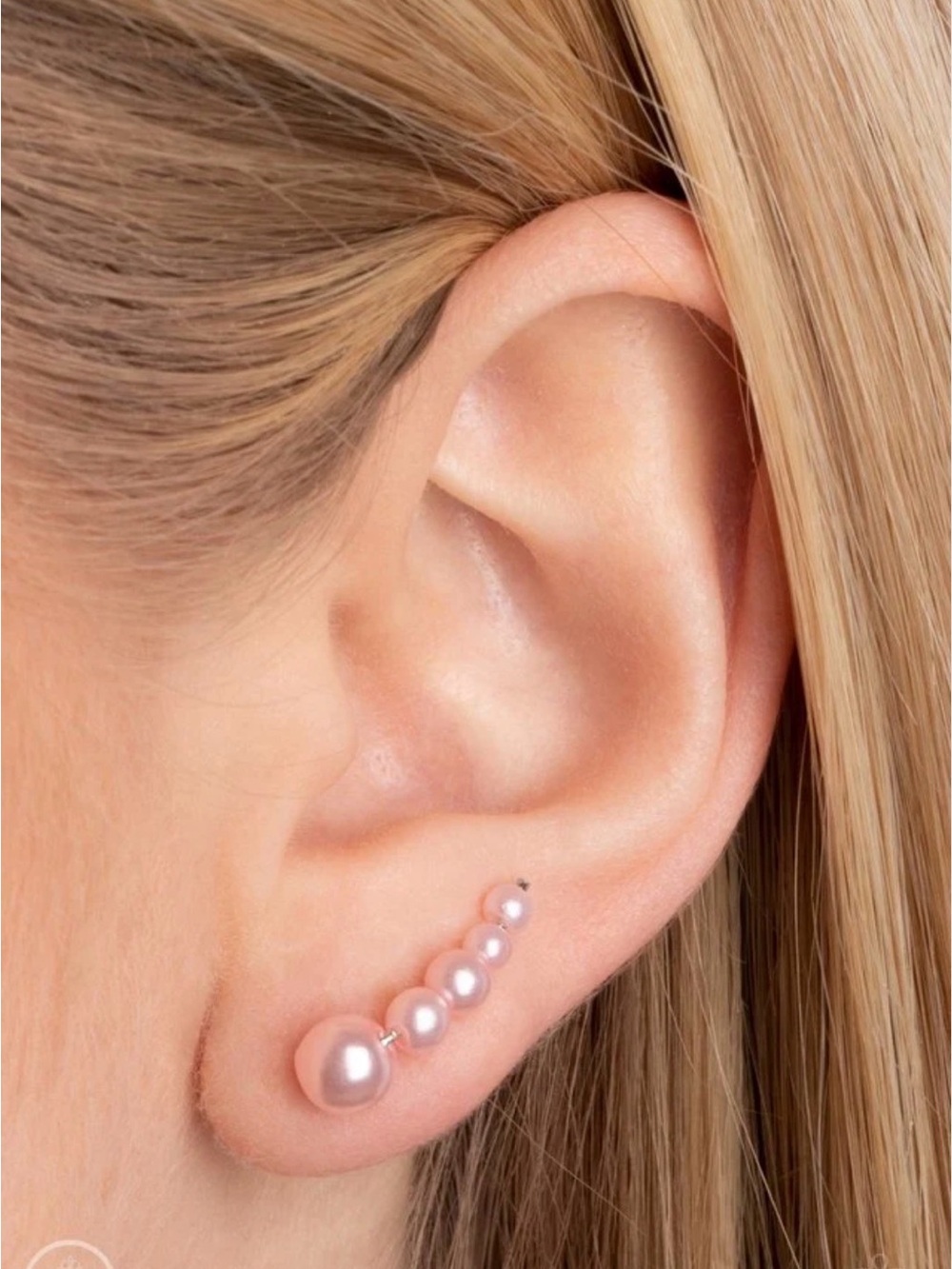 Paparazzi Earring ~ Dropping into Divine - Pink
